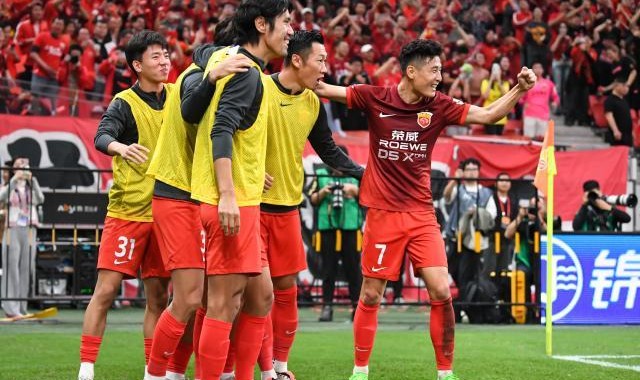 回顾2024中超争冠战：领头羊换5次 曾各领跑14轮