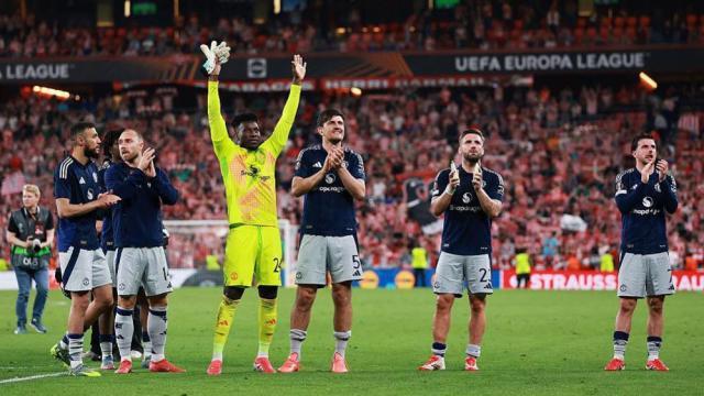 1746181024521058495.jpg manchester united 2.jpg